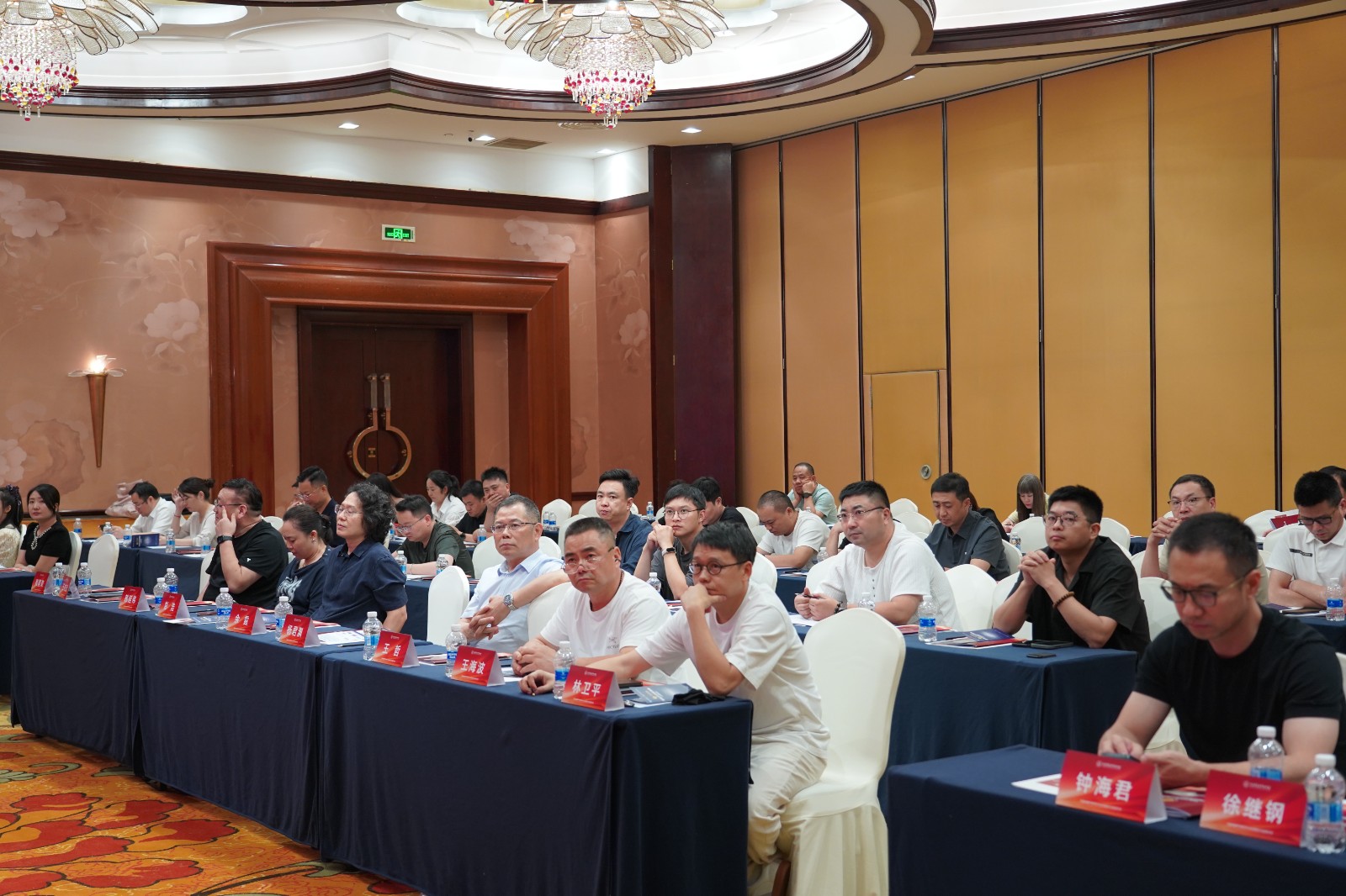 聚力全案设计 共启产业新程 宁波市家居产业协会全案设计分会 2026年会员大会圆满召开